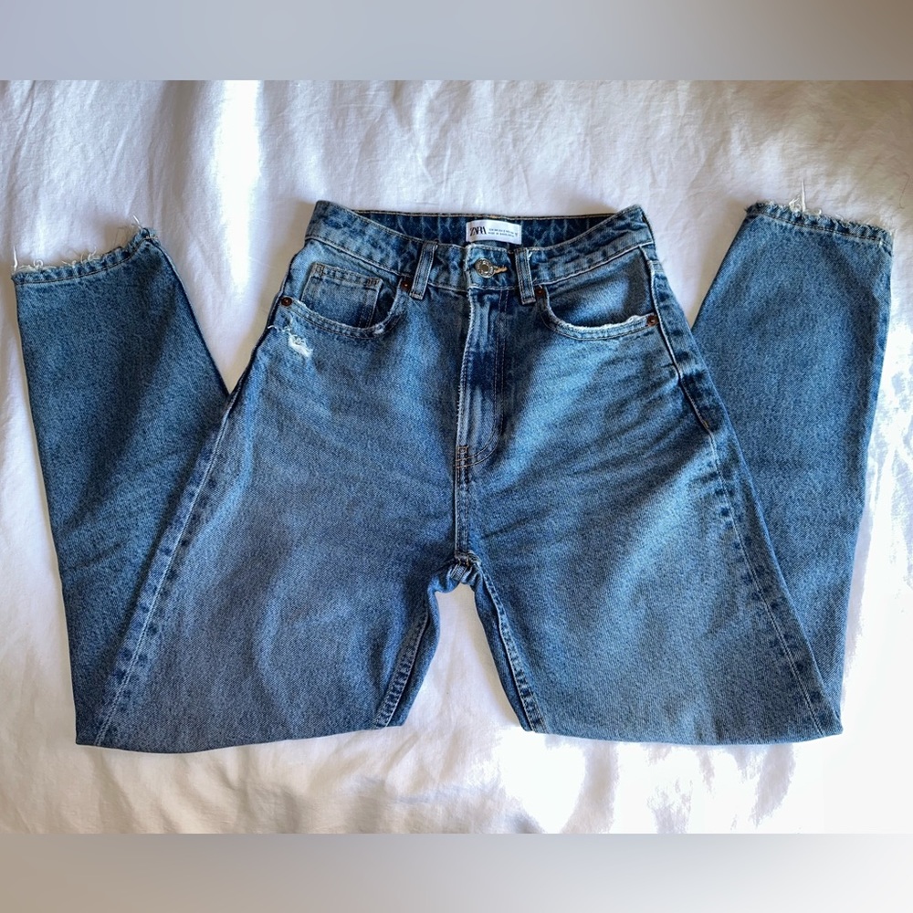 Zara High Waisted Jeans